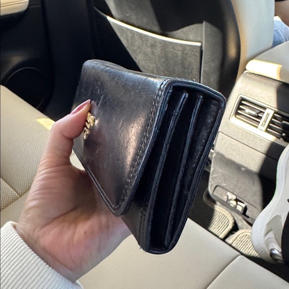 Good quality pink leather Prada wallet! - Picture 5 of 11